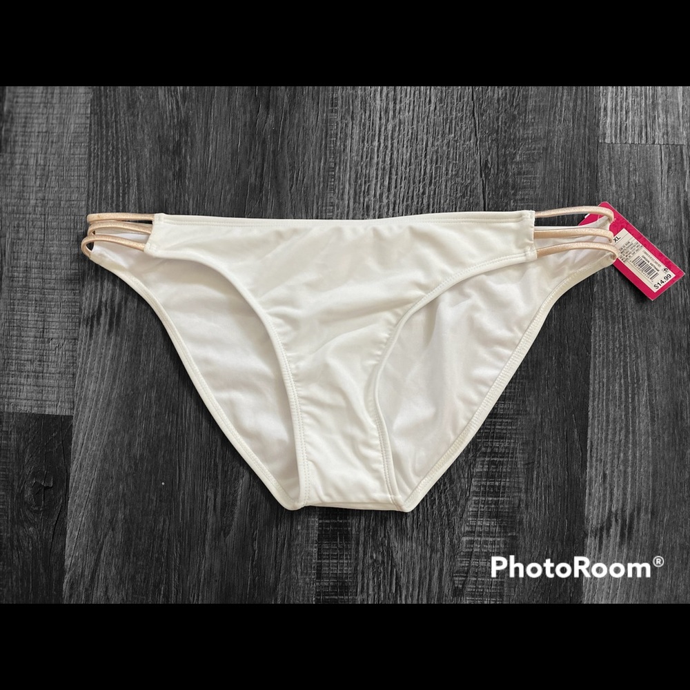 NWT Xhilaration Cheeky Bikini Bottoms